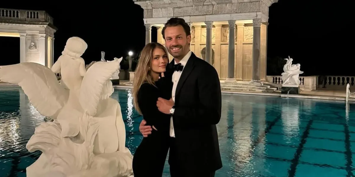 Αμαλία Κωστοπούλου: Η Βασίλισσα Mary και η Τάση του Τιρκουάζ