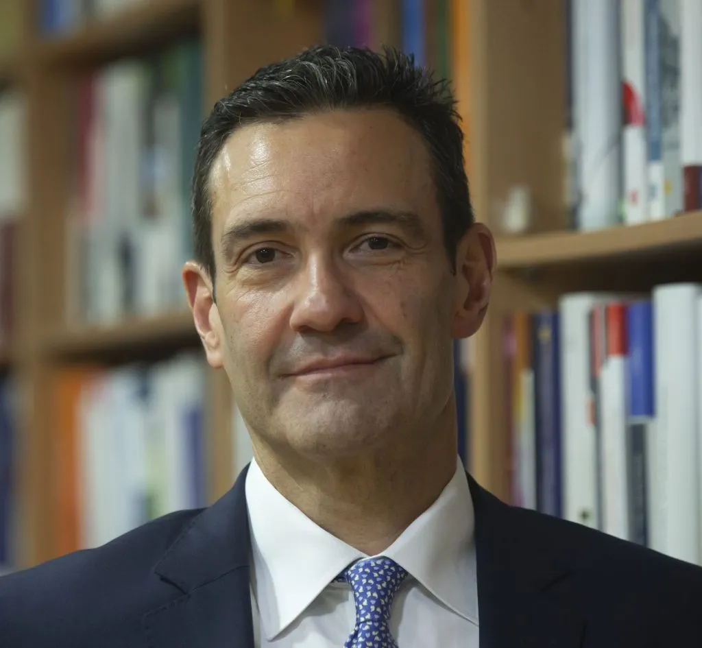 επιστήμονασ — GR news