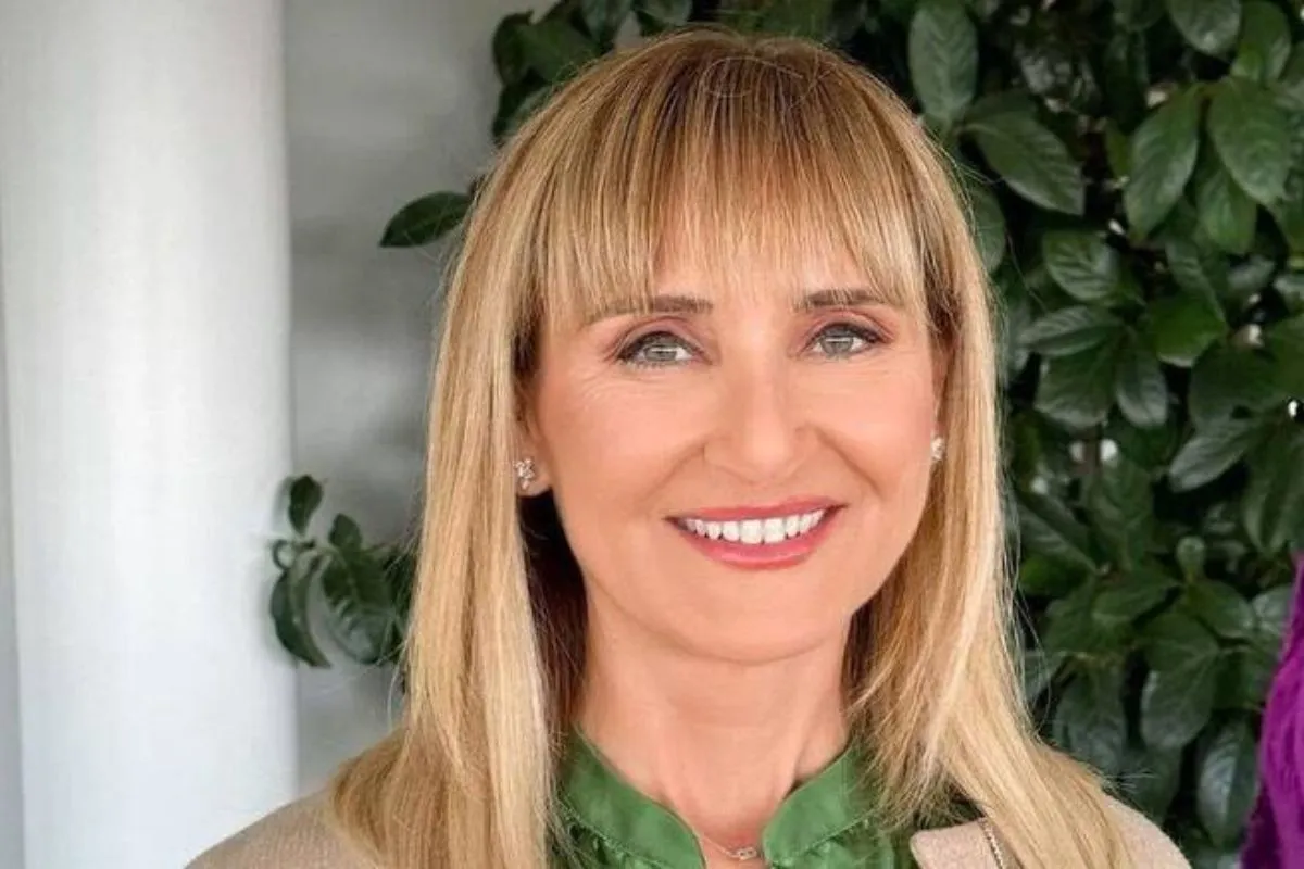 Μάρα Ζαχαρέα: Επίσκεψη στον Γιώργο Μυλωνάκη στο Νοσοκομείο Ευαγγελισμός