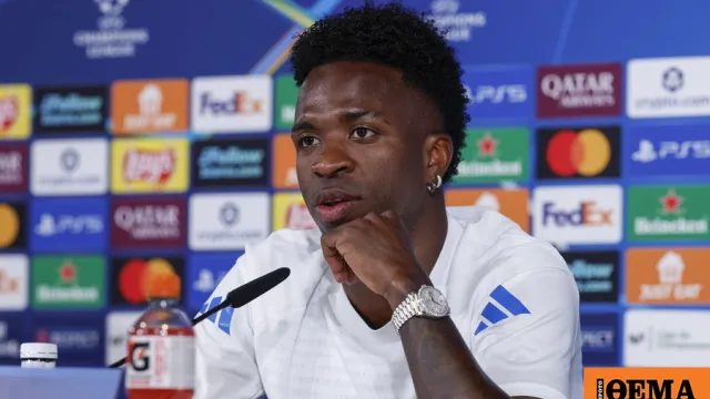 Τσάμπι Αλόνσο: Ο Βινίσιους Τζούνιορ μιλάει για την εμπειρία του