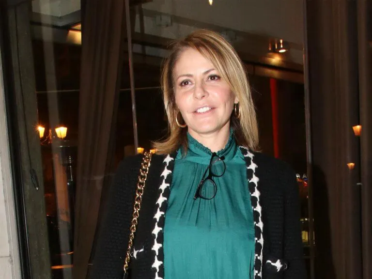 Τζένη μπαλατσινού: Πάτμος: Η  γιορτάζει το Πάσχα