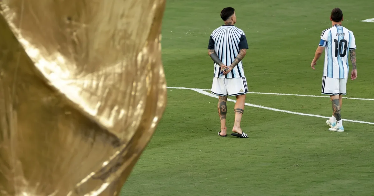 Μουντιάλ 2026: Στιγμιότυπα από την παρέλαση των παγκόσμιων πρωταθλητών στη Μαδρίτη