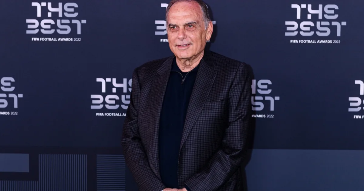 Ο Αβραάμ Γκραντ αναλαμβάνει σύμβουλος διοίκησης στον Άρη